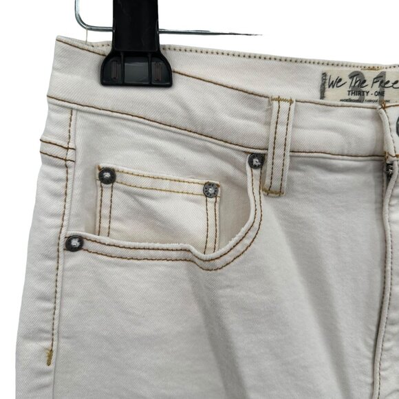 We The Free Women's White Flare Stretch Curvy Jeans Size 31 - Picture 3 of 7